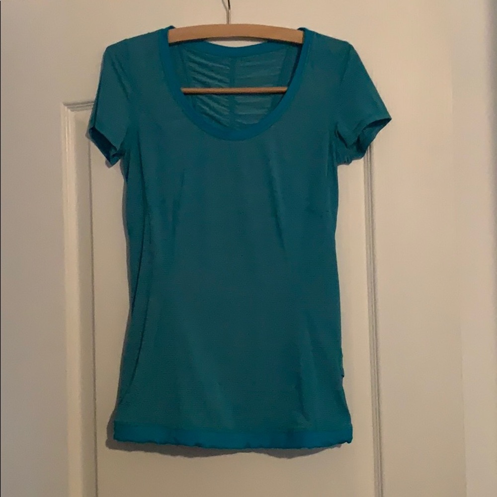 Lululemon top
